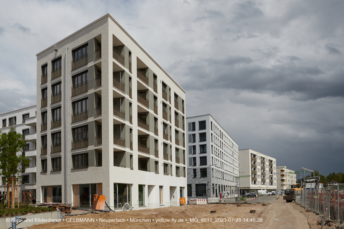 25.07.2023 - Rundgang im Alexisquartier in Neuperlach